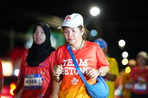 BIB: 4048
                            <button type="button" onclick="openModal(26224197)" class="btn btn-primary btn-sm float-right btn-popup" data-toggle="modal" data-target=".modal-high-quality">
                        <i class="fas fa-shopping-cart"></i> Add to Cart
                    </button>
                                            <button type="button" onclick="isThisMe(26224197, true)" class="btn btn-success btn-sm float-right btn-popup btn-isme hidden" data-toggle="tooltip" data-placement="bottom" title="นี่คือรูปของคุณใช่ไหม คลิกที่นี่เพื่อเอาเข้าอัลบั้ม">
                        <i class="fas fa-plus"></i> Add to album
                    </button>
                    <button type="button" onclick="isThisMe(26224197, false)" class="btn btn-warning btn-sm float-right btn-popup btn-isnotme hidden">
                        <i class="fas fa-ban"></i> Remove from album
                    </button>