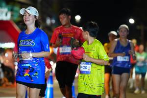 BIB: 3225, 420
                            <button type="button" onclick="openModal(26221936)" class="btn btn-primary btn-sm float-right btn-popup" data-toggle="modal" data-target=".modal-high-quality">
                        <i class="fas fa-shopping-cart"></i> Add to Cart
                    </button>
                                            <button type="button" onclick="isThisMe(26221936, true)" class="btn btn-success btn-sm float-right btn-popup btn-isme hidden" data-toggle="tooltip" data-placement="bottom" title="นี่คือรูปของคุณใช่ไหม คลิกที่นี่เพื่อเอาเข้าอัลบั้ม">
                        <i class="fas fa-plus"></i> Add to album
                    </button>
                    <button type="button" onclick="isThisMe(26221936, false)" class="btn btn-warning btn-sm float-right btn-popup btn-isnotme hidden">
                        <i class="fas fa-ban"></i> Remove from album
                    </button>