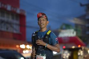 BIB: 1050
                            <button type="button" onclick="openModal(26220779)" class="btn btn-primary btn-sm float-right btn-popup" data-toggle="modal" data-target=".modal-high-quality">
                        <i class="fas fa-shopping-cart"></i> Add to Cart
                    </button>
                                            <button type="button" onclick="isThisMe(26220779, true)" class="btn btn-success btn-sm float-right btn-popup btn-isme hidden" data-toggle="tooltip" data-placement="bottom" title="นี่คือรูปของคุณใช่ไหม คลิกที่นี่เพื่อเอาเข้าอัลบั้ม">
                        <i class="fas fa-plus"></i> Add to album
                    </button>
                    <button type="button" onclick="isThisMe(26220779, false)" class="btn btn-warning btn-sm float-right btn-popup btn-isnotme hidden">
                        <i class="fas fa-ban"></i> Remove from album
                    </button>