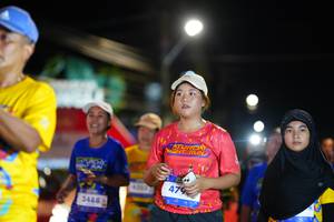 BIB: 3488, 479
                            <button type="button" onclick="openModal(26224215)" class="btn btn-primary btn-sm float-right btn-popup" data-toggle="modal" data-target=".modal-high-quality">
                        <i class="fas fa-shopping-cart"></i> Add to Cart
                    </button>
                                            <button type="button" onclick="isThisMe(26224215, true)" class="btn btn-success btn-sm float-right btn-popup btn-isme hidden" data-toggle="tooltip" data-placement="bottom" title="นี่คือรูปของคุณใช่ไหม คลิกที่นี่เพื่อเอาเข้าอัลบั้ม">
                        <i class="fas fa-plus"></i> Add to album
                    </button>
                    <button type="button" onclick="isThisMe(26224215, false)" class="btn btn-warning btn-sm float-right btn-popup btn-isnotme hidden">
                        <i class="fas fa-ban"></i> Remove from album
                    </button>