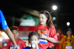 BIB: 1940
                            <button type="button" onclick="openModal(26224702)" class="btn btn-primary btn-sm float-right btn-popup" data-toggle="modal" data-target=".modal-high-quality">
                        <i class="fas fa-shopping-cart"></i> Add to Cart
                    </button>
                                            <button type="button" onclick="isThisMe(26224702, true)" class="btn btn-success btn-sm float-right btn-popup btn-isme hidden" data-toggle="tooltip" data-placement="bottom" title="นี่คือรูปของคุณใช่ไหม คลิกที่นี่เพื่อเอาเข้าอัลบั้ม">
                        <i class="fas fa-plus"></i> Add to album
                    </button>
                    <button type="button" onclick="isThisMe(26224702, false)" class="btn btn-warning btn-sm float-right btn-popup btn-isnotme hidden">
                        <i class="fas fa-ban"></i> Remove from album
                    </button>