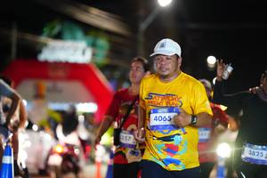 BIB: 357, 4065, 3825
                            <button type="button" onclick="openModal(26222867)" class="btn btn-primary btn-sm float-right btn-popup" data-toggle="modal" data-target=".modal-high-quality">
                        <i class="fas fa-shopping-cart"></i> Add to Cart
                    </button>
                                            <button type="button" onclick="isThisMe(26222867, true)" class="btn btn-success btn-sm float-right btn-popup btn-isme hidden" data-toggle="tooltip" data-placement="bottom" title="นี่คือรูปของคุณใช่ไหม คลิกที่นี่เพื่อเอาเข้าอัลบั้ม">
                        <i class="fas fa-plus"></i> Add to album
                    </button>
                    <button type="button" onclick="isThisMe(26222867, false)" class="btn btn-warning btn-sm float-right btn-popup btn-isnotme hidden">
                        <i class="fas fa-ban"></i> Remove from album
                    </button>