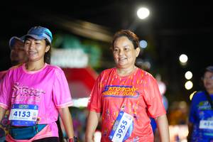 BIB: 4153, 3955, 424
                            <button type="button" onclick="openModal(26225751)" class="btn btn-primary btn-sm float-right btn-popup" data-toggle="modal" data-target=".modal-high-quality">
                        <i class="fas fa-shopping-cart"></i> Add to Cart
                    </button>
                                            <button type="button" onclick="isThisMe(26225751, true)" class="btn btn-success btn-sm float-right btn-popup btn-isme hidden" data-toggle="tooltip" data-placement="bottom" title="นี่คือรูปของคุณใช่ไหม คลิกที่นี่เพื่อเอาเข้าอัลบั้ม">
                        <i class="fas fa-plus"></i> Add to album
                    </button>
                    <button type="button" onclick="isThisMe(26225751, false)" class="btn btn-warning btn-sm float-right btn-popup btn-isnotme hidden">
                        <i class="fas fa-ban"></i> Remove from album
                    </button>