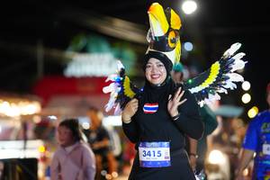 BIB: 3415
                            <button type="button" onclick="openModal(26224906)" class="btn btn-primary btn-sm float-right btn-popup" data-toggle="modal" data-target=".modal-high-quality">
                        <i class="fas fa-shopping-cart"></i> Add to Cart
                    </button>
                                            <button type="button" onclick="isThisMe(26224906, true)" class="btn btn-success btn-sm float-right btn-popup btn-isme hidden" data-toggle="tooltip" data-placement="bottom" title="นี่คือรูปของคุณใช่ไหม คลิกที่นี่เพื่อเอาเข้าอัลบั้ม">
                        <i class="fas fa-plus"></i> Add to album
                    </button>
                    <button type="button" onclick="isThisMe(26224906, false)" class="btn btn-warning btn-sm float-right btn-popup btn-isnotme hidden">
                        <i class="fas fa-ban"></i> Remove from album
                    </button>