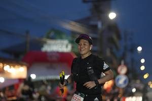 BIB: 527
                            <button type="button" onclick="openModal(26220909)" class="btn btn-primary btn-sm float-right btn-popup" data-toggle="modal" data-target=".modal-high-quality">
                        <i class="fas fa-shopping-cart"></i> Add to Cart
                    </button>
                                            <button type="button" onclick="isThisMe(26220909, true)" class="btn btn-success btn-sm float-right btn-popup btn-isme hidden" data-toggle="tooltip" data-placement="bottom" title="นี่คือรูปของคุณใช่ไหม คลิกที่นี่เพื่อเอาเข้าอัลบั้ม">
                        <i class="fas fa-plus"></i> Add to album
                    </button>
                    <button type="button" onclick="isThisMe(26220909, false)" class="btn btn-warning btn-sm float-right btn-popup btn-isnotme hidden">
                        <i class="fas fa-ban"></i> Remove from album
                    </button>