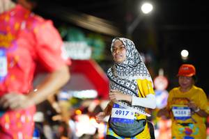 BIB: 4917
                            <button type="button" onclick="openModal(26223030)" class="btn btn-primary btn-sm float-right btn-popup" data-toggle="modal" data-target=".modal-high-quality">
                        <i class="fas fa-shopping-cart"></i> Add to Cart
                    </button>
                                            <button type="button" onclick="isThisMe(26223030, true)" class="btn btn-success btn-sm float-right btn-popup btn-isme hidden" data-toggle="tooltip" data-placement="bottom" title="นี่คือรูปของคุณใช่ไหม คลิกที่นี่เพื่อเอาเข้าอัลบั้ม">
                        <i class="fas fa-plus"></i> Add to album
                    </button>
                    <button type="button" onclick="isThisMe(26223030, false)" class="btn btn-warning btn-sm float-right btn-popup btn-isnotme hidden">
                        <i class="fas fa-ban"></i> Remove from album
                    </button>