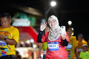 BIB: 3832
                            <button type="button" onclick="openModal(26225007)" class="btn btn-primary btn-sm float-right btn-popup" data-toggle="modal" data-target=".modal-high-quality">
                        <i class="fas fa-shopping-cart"></i> Add to Cart
                    </button>
                                            <button type="button" onclick="isThisMe(26225007, true)" class="btn btn-success btn-sm float-right btn-popup btn-isme hidden" data-toggle="tooltip" data-placement="bottom" title="นี่คือรูปของคุณใช่ไหม คลิกที่นี่เพื่อเอาเข้าอัลบั้ม">
                        <i class="fas fa-plus"></i> Add to album
                    </button>
                    <button type="button" onclick="isThisMe(26225007, false)" class="btn btn-warning btn-sm float-right btn-popup btn-isnotme hidden">
                        <i class="fas fa-ban"></i> Remove from album
                    </button>