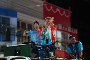 BIB: 
                            <button type="button" onclick="openModal(26226387)" class="btn btn-primary btn-sm float-right btn-popup" data-toggle="modal" data-target=".modal-high-quality">
                        <i class="fas fa-shopping-cart"></i> Add to Cart
                    </button>
                                            <button type="button" onclick="isThisMe(26226387, true)" class="btn btn-success btn-sm float-right btn-popup btn-isme hidden" data-toggle="tooltip" data-placement="bottom" title="นี่คือรูปของคุณใช่ไหม คลิกที่นี่เพื่อเอาเข้าอัลบั้ม">
                        <i class="fas fa-plus"></i> Add to album
                    </button>
                    <button type="button" onclick="isThisMe(26226387, false)" class="btn btn-warning btn-sm float-right btn-popup btn-isnotme hidden">
                        <i class="fas fa-ban"></i> Remove from album
                    </button>