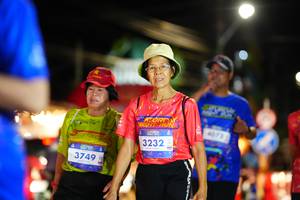 BIB: 3749, 3232
                            <button type="button" onclick="openModal(26224289)" class="btn btn-primary btn-sm float-right btn-popup" data-toggle="modal" data-target=".modal-high-quality">
                        <i class="fas fa-shopping-cart"></i> Add to Cart
                    </button>
                                            <button type="button" onclick="isThisMe(26224289, true)" class="btn btn-success btn-sm float-right btn-popup btn-isme hidden" data-toggle="tooltip" data-placement="bottom" title="นี่คือรูปของคุณใช่ไหม คลิกที่นี่เพื่อเอาเข้าอัลบั้ม">
                        <i class="fas fa-plus"></i> Add to album
                    </button>
                    <button type="button" onclick="isThisMe(26224289, false)" class="btn btn-warning btn-sm float-right btn-popup btn-isnotme hidden">
                        <i class="fas fa-ban"></i> Remove from album
                    </button>