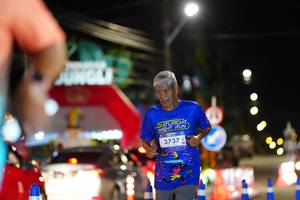 BIB: 3737
                            <button type="button" onclick="openModal(26221639)" class="btn btn-primary btn-sm float-right btn-popup" data-toggle="modal" data-target=".modal-high-quality">
                        <i class="fas fa-shopping-cart"></i> Add to Cart
                    </button>
                                            <button type="button" onclick="isThisMe(26221639, true)" class="btn btn-success btn-sm float-right btn-popup btn-isme hidden" data-toggle="tooltip" data-placement="bottom" title="นี่คือรูปของคุณใช่ไหม คลิกที่นี่เพื่อเอาเข้าอัลบั้ม">
                        <i class="fas fa-plus"></i> Add to album
                    </button>
                    <button type="button" onclick="isThisMe(26221639, false)" class="btn btn-warning btn-sm float-right btn-popup btn-isnotme hidden">
                        <i class="fas fa-ban"></i> Remove from album
                    </button>