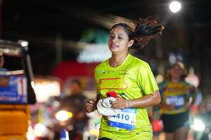 BIB: 410
                            <button type="button" onclick="openModal(26222584)" class="btn btn-primary btn-sm float-right btn-popup" data-toggle="modal" data-target=".modal-high-quality">
                        <i class="fas fa-shopping-cart"></i> Add to Cart
                    </button>
                                            <button type="button" onclick="isThisMe(26222584, true)" class="btn btn-success btn-sm float-right btn-popup btn-isme hidden" data-toggle="tooltip" data-placement="bottom" title="นี่คือรูปของคุณใช่ไหม คลิกที่นี่เพื่อเอาเข้าอัลบั้ม">
                        <i class="fas fa-plus"></i> Add to album
                    </button>
                    <button type="button" onclick="isThisMe(26222584, false)" class="btn btn-warning btn-sm float-right btn-popup btn-isnotme hidden">
                        <i class="fas fa-ban"></i> Remove from album
                    </button>