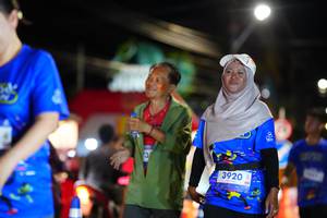 BIB: 3920
                            <button type="button" onclick="openModal(26222410)" class="btn btn-primary btn-sm float-right btn-popup" data-toggle="modal" data-target=".modal-high-quality">
                        <i class="fas fa-shopping-cart"></i> Add to Cart
                    </button>
                                            <button type="button" onclick="isThisMe(26222410, true)" class="btn btn-success btn-sm float-right btn-popup btn-isme hidden" data-toggle="tooltip" data-placement="bottom" title="นี่คือรูปของคุณใช่ไหม คลิกที่นี่เพื่อเอาเข้าอัลบั้ม">
                        <i class="fas fa-plus"></i> Add to album
                    </button>
                    <button type="button" onclick="isThisMe(26222410, false)" class="btn btn-warning btn-sm float-right btn-popup btn-isnotme hidden">
                        <i class="fas fa-ban"></i> Remove from album
                    </button>