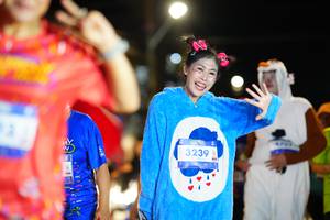 BIB: 3239
                            <button type="button" onclick="openModal(26224371)" class="btn btn-primary btn-sm float-right btn-popup" data-toggle="modal" data-target=".modal-high-quality">
                        <i class="fas fa-shopping-cart"></i> Add to Cart
                    </button>
                                            <button type="button" onclick="isThisMe(26224371, true)" class="btn btn-success btn-sm float-right btn-popup btn-isme hidden" data-toggle="tooltip" data-placement="bottom" title="นี่คือรูปของคุณใช่ไหม คลิกที่นี่เพื่อเอาเข้าอัลบั้ม">
                        <i class="fas fa-plus"></i> Add to album
                    </button>
                    <button type="button" onclick="isThisMe(26224371, false)" class="btn btn-warning btn-sm float-right btn-popup btn-isnotme hidden">
                        <i class="fas fa-ban"></i> Remove from album
                    </button>