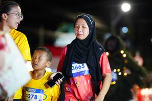 BIB: 4278, 3665
                            <button type="button" onclick="openModal(26224278)" class="btn btn-primary btn-sm float-right btn-popup" data-toggle="modal" data-target=".modal-high-quality">
                        <i class="fas fa-shopping-cart"></i> Add to Cart
                    </button>
                                            <button type="button" onclick="isThisMe(26224278, true)" class="btn btn-success btn-sm float-right btn-popup btn-isme hidden" data-toggle="tooltip" data-placement="bottom" title="นี่คือรูปของคุณใช่ไหม คลิกที่นี่เพื่อเอาเข้าอัลบั้ม">
                        <i class="fas fa-plus"></i> Add to album
                    </button>
                    <button type="button" onclick="isThisMe(26224278, false)" class="btn btn-warning btn-sm float-right btn-popup btn-isnotme hidden">
                        <i class="fas fa-ban"></i> Remove from album
                    </button>