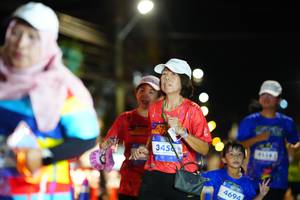 BIB: 345, 4694
                            <button type="button" onclick="openModal(26222189)" class="btn btn-primary btn-sm float-right btn-popup" data-toggle="modal" data-target=".modal-high-quality">
                        <i class="fas fa-shopping-cart"></i> Add to Cart
                    </button>
                                            <button type="button" onclick="isThisMe(26222189, true)" class="btn btn-success btn-sm float-right btn-popup btn-isme hidden" data-toggle="tooltip" data-placement="bottom" title="นี่คือรูปของคุณใช่ไหม คลิกที่นี่เพื่อเอาเข้าอัลบั้ม">
                        <i class="fas fa-plus"></i> Add to album
                    </button>
                    <button type="button" onclick="isThisMe(26222189, false)" class="btn btn-warning btn-sm float-right btn-popup btn-isnotme hidden">
                        <i class="fas fa-ban"></i> Remove from album
                    </button>