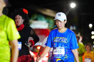 BIB: 4933
                            <button type="button" onclick="openModal(26223759)" class="btn btn-primary btn-sm float-right btn-popup" data-toggle="modal" data-target=".modal-high-quality">
                        <i class="fas fa-shopping-cart"></i> Add to Cart
                    </button>
                                            <button type="button" onclick="isThisMe(26223759, true)" class="btn btn-success btn-sm float-right btn-popup btn-isme hidden" data-toggle="tooltip" data-placement="bottom" title="นี่คือรูปของคุณใช่ไหม คลิกที่นี่เพื่อเอาเข้าอัลบั้ม">
                        <i class="fas fa-plus"></i> Add to album
                    </button>
                    <button type="button" onclick="isThisMe(26223759, false)" class="btn btn-warning btn-sm float-right btn-popup btn-isnotme hidden">
                        <i class="fas fa-ban"></i> Remove from album
                    </button>