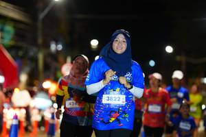 BIB: 424, 3822
                            <button type="button" onclick="openModal(26222174)" class="btn btn-primary btn-sm float-right btn-popup" data-toggle="modal" data-target=".modal-high-quality">
                        <i class="fas fa-shopping-cart"></i> Add to Cart
                    </button>
                                            <button type="button" onclick="isThisMe(26222174, true)" class="btn btn-success btn-sm float-right btn-popup btn-isme hidden" data-toggle="tooltip" data-placement="bottom" title="นี่คือรูปของคุณใช่ไหม คลิกที่นี่เพื่อเอาเข้าอัลบั้ม">
                        <i class="fas fa-plus"></i> Add to album
                    </button>
                    <button type="button" onclick="isThisMe(26222174, false)" class="btn btn-warning btn-sm float-right btn-popup btn-isnotme hidden">
                        <i class="fas fa-ban"></i> Remove from album
                    </button>