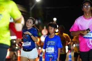 BIB: 3322, 3568, 398
                            <button type="button" onclick="openModal(26221589)" class="btn btn-primary btn-sm float-right btn-popup" data-toggle="modal" data-target=".modal-high-quality">
                        <i class="fas fa-shopping-cart"></i> Add to Cart
                    </button>
                                            <button type="button" onclick="isThisMe(26221589, true)" class="btn btn-success btn-sm float-right btn-popup btn-isme hidden" data-toggle="tooltip" data-placement="bottom" title="นี่คือรูปของคุณใช่ไหม คลิกที่นี่เพื่อเอาเข้าอัลบั้ม">
                        <i class="fas fa-plus"></i> Add to album
                    </button>
                    <button type="button" onclick="isThisMe(26221589, false)" class="btn btn-warning btn-sm float-right btn-popup btn-isnotme hidden">
                        <i class="fas fa-ban"></i> Remove from album
                    </button>