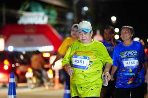 BIB: 4281, 4160
                            <button type="button" onclick="openModal(26224188)" class="btn btn-primary btn-sm float-right btn-popup" data-toggle="modal" data-target=".modal-high-quality">
                        <i class="fas fa-shopping-cart"></i> Add to Cart
                    </button>
                                            <button type="button" onclick="isThisMe(26224188, true)" class="btn btn-success btn-sm float-right btn-popup btn-isme hidden" data-toggle="tooltip" data-placement="bottom" title="นี่คือรูปของคุณใช่ไหม คลิกที่นี่เพื่อเอาเข้าอัลบั้ม">
                        <i class="fas fa-plus"></i> Add to album
                    </button>
                    <button type="button" onclick="isThisMe(26224188, false)" class="btn btn-warning btn-sm float-right btn-popup btn-isnotme hidden">
                        <i class="fas fa-ban"></i> Remove from album
                    </button>