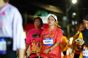 BIB: 4344, 320
                            <button type="button" onclick="openModal(26223998)" class="btn btn-primary btn-sm float-right btn-popup" data-toggle="modal" data-target=".modal-high-quality">
                        <i class="fas fa-shopping-cart"></i> Add to Cart
                    </button>
                                            <button type="button" onclick="isThisMe(26223998, true)" class="btn btn-success btn-sm float-right btn-popup btn-isme hidden" data-toggle="tooltip" data-placement="bottom" title="นี่คือรูปของคุณใช่ไหม คลิกที่นี่เพื่อเอาเข้าอัลบั้ม">
                        <i class="fas fa-plus"></i> Add to album
                    </button>
                    <button type="button" onclick="isThisMe(26223998, false)" class="btn btn-warning btn-sm float-right btn-popup btn-isnotme hidden">
                        <i class="fas fa-ban"></i> Remove from album
                    </button>