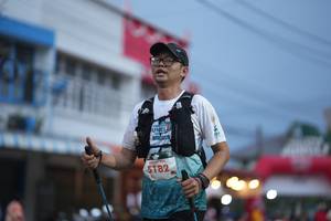 BIB: 5182
                            <button type="button" onclick="openModal(26219921)" class="btn btn-primary btn-sm float-right btn-popup" data-toggle="modal" data-target=".modal-high-quality">
                        <i class="fas fa-shopping-cart"></i> Add to Cart
                    </button>
                                            <button type="button" onclick="isThisMe(26219921, true)" class="btn btn-success btn-sm float-right btn-popup btn-isme hidden" data-toggle="tooltip" data-placement="bottom" title="นี่คือรูปของคุณใช่ไหม คลิกที่นี่เพื่อเอาเข้าอัลบั้ม">
                        <i class="fas fa-plus"></i> Add to album
                    </button>
                    <button type="button" onclick="isThisMe(26219921, false)" class="btn btn-warning btn-sm float-right btn-popup btn-isnotme hidden">
                        <i class="fas fa-ban"></i> Remove from album
                    </button>