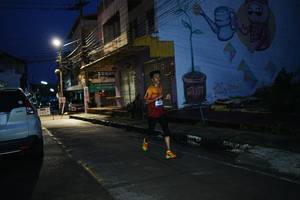 BIB: 
                            <button type="button" onclick="openModal(26225349)" class="btn btn-primary btn-sm float-right btn-popup" data-toggle="modal" data-target=".modal-high-quality">
                        <i class="fas fa-shopping-cart"></i> Add to Cart
                    </button>
                                            <button type="button" onclick="isThisMe(26225349, true)" class="btn btn-success btn-sm float-right btn-popup btn-isme hidden" data-toggle="tooltip" data-placement="bottom" title="นี่คือรูปของคุณใช่ไหม คลิกที่นี่เพื่อเอาเข้าอัลบั้ม">
                        <i class="fas fa-plus"></i> Add to album
                    </button>
                    <button type="button" onclick="isThisMe(26225349, false)" class="btn btn-warning btn-sm float-right btn-popup btn-isnotme hidden">
                        <i class="fas fa-ban"></i> Remove from album
                    </button>