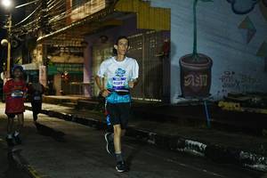 BIB: 4089
                            <button type="button" onclick="openModal(26226794)" class="btn btn-primary btn-sm float-right btn-popup" data-toggle="modal" data-target=".modal-high-quality">
                        <i class="fas fa-shopping-cart"></i> Add to Cart
                    </button>
                                            <button type="button" onclick="isThisMe(26226794, true)" class="btn btn-success btn-sm float-right btn-popup btn-isme hidden" data-toggle="tooltip" data-placement="bottom" title="นี่คือรูปของคุณใช่ไหม คลิกที่นี่เพื่อเอาเข้าอัลบั้ม">
                        <i class="fas fa-plus"></i> Add to album
                    </button>
                    <button type="button" onclick="isThisMe(26226794, false)" class="btn btn-warning btn-sm float-right btn-popup btn-isnotme hidden">
                        <i class="fas fa-ban"></i> Remove from album
                    </button>