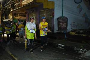 BIB: 419, 013
                            <button type="button" onclick="openModal(26228352)" class="btn btn-primary btn-sm float-right btn-popup" data-toggle="modal" data-target=".modal-high-quality">
                        <i class="fas fa-shopping-cart"></i> Add to Cart
                    </button>
                                            <button type="button" onclick="isThisMe(26228352, true)" class="btn btn-success btn-sm float-right btn-popup btn-isme hidden" data-toggle="tooltip" data-placement="bottom" title="นี่คือรูปของคุณใช่ไหม คลิกที่นี่เพื่อเอาเข้าอัลบั้ม">
                        <i class="fas fa-plus"></i> Add to album
                    </button>
                    <button type="button" onclick="isThisMe(26228352, false)" class="btn btn-warning btn-sm float-right btn-popup btn-isnotme hidden">
                        <i class="fas fa-ban"></i> Remove from album
                    </button>