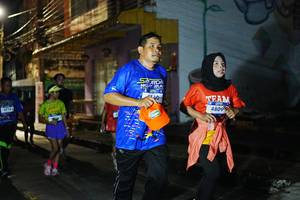 BIB: 4774, 740, 4809
                            <button type="button" onclick="openModal(26227277)" class="btn btn-primary btn-sm float-right btn-popup" data-toggle="modal" data-target=".modal-high-quality">
                        <i class="fas fa-shopping-cart"></i> Add to Cart
                    </button>
                                            <button type="button" onclick="isThisMe(26227277, true)" class="btn btn-success btn-sm float-right btn-popup btn-isme hidden" data-toggle="tooltip" data-placement="bottom" title="นี่คือรูปของคุณใช่ไหม คลิกที่นี่เพื่อเอาเข้าอัลบั้ม">
                        <i class="fas fa-plus"></i> Add to album
                    </button>
                    <button type="button" onclick="isThisMe(26227277, false)" class="btn btn-warning btn-sm float-right btn-popup btn-isnotme hidden">
                        <i class="fas fa-ban"></i> Remove from album
                    </button>