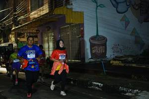 BIB: 4034, 4740, 4809
                            <button type="button" onclick="openModal(26227271)" class="btn btn-primary btn-sm float-right btn-popup" data-toggle="modal" data-target=".modal-high-quality">
                        <i class="fas fa-shopping-cart"></i> Add to Cart
                    </button>
                                            <button type="button" onclick="isThisMe(26227271, true)" class="btn btn-success btn-sm float-right btn-popup btn-isme hidden" data-toggle="tooltip" data-placement="bottom" title="นี่คือรูปของคุณใช่ไหม คลิกที่นี่เพื่อเอาเข้าอัลบั้ม">
                        <i class="fas fa-plus"></i> Add to album
                    </button>
                    <button type="button" onclick="isThisMe(26227271, false)" class="btn btn-warning btn-sm float-right btn-popup btn-isnotme hidden">
                        <i class="fas fa-ban"></i> Remove from album
                    </button>