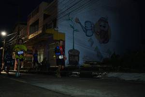 BIB: 
                            <button type="button" onclick="openModal(26226298)" class="btn btn-primary btn-sm float-right btn-popup" data-toggle="modal" data-target=".modal-high-quality">
                        <i class="fas fa-shopping-cart"></i> Add to Cart
                    </button>
                                            <button type="button" onclick="isThisMe(26226298, true)" class="btn btn-success btn-sm float-right btn-popup btn-isme hidden" data-toggle="tooltip" data-placement="bottom" title="นี่คือรูปของคุณใช่ไหม คลิกที่นี่เพื่อเอาเข้าอัลบั้ม">
                        <i class="fas fa-plus"></i> Add to album
                    </button>
                    <button type="button" onclick="isThisMe(26226298, false)" class="btn btn-warning btn-sm float-right btn-popup btn-isnotme hidden">
                        <i class="fas fa-ban"></i> Remove from album
                    </button>