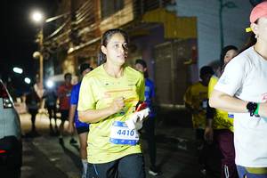 BIB: 4410
                            <button type="button" onclick="openModal(26228220)" class="btn btn-primary btn-sm float-right btn-popup" data-toggle="modal" data-target=".modal-high-quality">
                        <i class="fas fa-shopping-cart"></i> Add to Cart
                    </button>
                                            <button type="button" onclick="isThisMe(26228220, true)" class="btn btn-success btn-sm float-right btn-popup btn-isme hidden" data-toggle="tooltip" data-placement="bottom" title="นี่คือรูปของคุณใช่ไหม คลิกที่นี่เพื่อเอาเข้าอัลบั้ม">
                        <i class="fas fa-plus"></i> Add to album
                    </button>
                    <button type="button" onclick="isThisMe(26228220, false)" class="btn btn-warning btn-sm float-right btn-popup btn-isnotme hidden">
                        <i class="fas fa-ban"></i> Remove from album
                    </button>