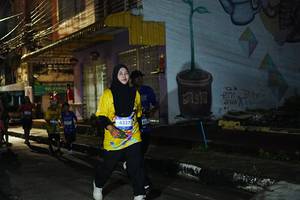 BIB: 4337, 415
                            <button type="button" onclick="openModal(26227851)" class="btn btn-primary btn-sm float-right btn-popup" data-toggle="modal" data-target=".modal-high-quality">
                        <i class="fas fa-shopping-cart"></i> Add to Cart
                    </button>
                                            <button type="button" onclick="isThisMe(26227851, true)" class="btn btn-success btn-sm float-right btn-popup btn-isme hidden" data-toggle="tooltip" data-placement="bottom" title="นี่คือรูปของคุณใช่ไหม คลิกที่นี่เพื่อเอาเข้าอัลบั้ม">
                        <i class="fas fa-plus"></i> Add to album
                    </button>
                    <button type="button" onclick="isThisMe(26227851, false)" class="btn btn-warning btn-sm float-right btn-popup btn-isnotme hidden">
                        <i class="fas fa-ban"></i> Remove from album
                    </button>