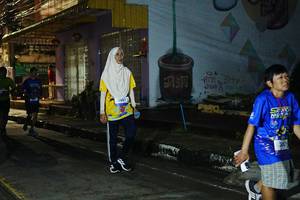 BIB: 3861, 387
                            <button type="button" onclick="openModal(26227142)" class="btn btn-primary btn-sm float-right btn-popup" data-toggle="modal" data-target=".modal-high-quality">
                        <i class="fas fa-shopping-cart"></i> Add to Cart
                    </button>
                                            <button type="button" onclick="isThisMe(26227142, true)" class="btn btn-success btn-sm float-right btn-popup btn-isme hidden" data-toggle="tooltip" data-placement="bottom" title="นี่คือรูปของคุณใช่ไหม คลิกที่นี่เพื่อเอาเข้าอัลบั้ม">
                        <i class="fas fa-plus"></i> Add to album
                    </button>
                    <button type="button" onclick="isThisMe(26227142, false)" class="btn btn-warning btn-sm float-right btn-popup btn-isnotme hidden">
                        <i class="fas fa-ban"></i> Remove from album
                    </button>