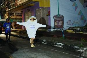 BIB: 4469
                            <button type="button" onclick="openModal(26226710)" class="btn btn-primary btn-sm float-right btn-popup" data-toggle="modal" data-target=".modal-high-quality">
                        <i class="fas fa-shopping-cart"></i> Add to Cart
                    </button>
                                            <button type="button" onclick="isThisMe(26226710, true)" class="btn btn-success btn-sm float-right btn-popup btn-isme hidden" data-toggle="tooltip" data-placement="bottom" title="นี่คือรูปของคุณใช่ไหม คลิกที่นี่เพื่อเอาเข้าอัลบั้ม">
                        <i class="fas fa-plus"></i> Add to album
                    </button>
                    <button type="button" onclick="isThisMe(26226710, false)" class="btn btn-warning btn-sm float-right btn-popup btn-isnotme hidden">
                        <i class="fas fa-ban"></i> Remove from album
                    </button>