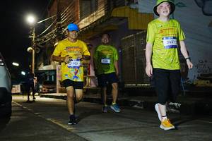 BIB: 3805, 4262, 3621
                            <button type="button" onclick="openModal(26226987)" class="btn btn-primary btn-sm float-right btn-popup" data-toggle="modal" data-target=".modal-high-quality">
                        <i class="fas fa-shopping-cart"></i> Add to Cart
                    </button>
                                            <button type="button" onclick="isThisMe(26226987, true)" class="btn btn-success btn-sm float-right btn-popup btn-isme hidden" data-toggle="tooltip" data-placement="bottom" title="นี่คือรูปของคุณใช่ไหม คลิกที่นี่เพื่อเอาเข้าอัลบั้ม">
                        <i class="fas fa-plus"></i> Add to album
                    </button>
                    <button type="button" onclick="isThisMe(26226987, false)" class="btn btn-warning btn-sm float-right btn-popup btn-isnotme hidden">
                        <i class="fas fa-ban"></i> Remove from album
                    </button>