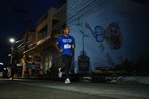 BIB: 3495
                            <button type="button" onclick="openModal(26226030)" class="btn btn-primary btn-sm float-right btn-popup" data-toggle="modal" data-target=".modal-high-quality">
                        <i class="fas fa-shopping-cart"></i> Add to Cart
                    </button>
                                            <button type="button" onclick="isThisMe(26226030, true)" class="btn btn-success btn-sm float-right btn-popup btn-isme hidden" data-toggle="tooltip" data-placement="bottom" title="นี่คือรูปของคุณใช่ไหม คลิกที่นี่เพื่อเอาเข้าอัลบั้ม">
                        <i class="fas fa-plus"></i> Add to album
                    </button>
                    <button type="button" onclick="isThisMe(26226030, false)" class="btn btn-warning btn-sm float-right btn-popup btn-isnotme hidden">
                        <i class="fas fa-ban"></i> Remove from album
                    </button>