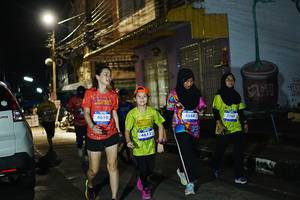 BIB: 4610, 46112, 4548, 3163
                            <button type="button" onclick="openModal(26228307)" class="btn btn-primary btn-sm float-right btn-popup" data-toggle="modal" data-target=".modal-high-quality">
                        <i class="fas fa-shopping-cart"></i> Add to Cart
                    </button>
                                            <button type="button" onclick="isThisMe(26228307, true)" class="btn btn-success btn-sm float-right btn-popup btn-isme hidden" data-toggle="tooltip" data-placement="bottom" title="นี่คือรูปของคุณใช่ไหม คลิกที่นี่เพื่อเอาเข้าอัลบั้ม">
                        <i class="fas fa-plus"></i> Add to album
                    </button>
                    <button type="button" onclick="isThisMe(26228307, false)" class="btn btn-warning btn-sm float-right btn-popup btn-isnotme hidden">
                        <i class="fas fa-ban"></i> Remove from album
                    </button>