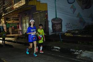 BIB: 231516, 430
                            <button type="button" onclick="openModal(26227346)" class="btn btn-primary btn-sm float-right btn-popup" data-toggle="modal" data-target=".modal-high-quality">
                        <i class="fas fa-shopping-cart"></i> Add to Cart
                    </button>
                                            <button type="button" onclick="isThisMe(26227346, true)" class="btn btn-success btn-sm float-right btn-popup btn-isme hidden" data-toggle="tooltip" data-placement="bottom" title="นี่คือรูปของคุณใช่ไหม คลิกที่นี่เพื่อเอาเข้าอัลบั้ม">
                        <i class="fas fa-plus"></i> Add to album
                    </button>
                    <button type="button" onclick="isThisMe(26227346, false)" class="btn btn-warning btn-sm float-right btn-popup btn-isnotme hidden">
                        <i class="fas fa-ban"></i> Remove from album
                    </button>