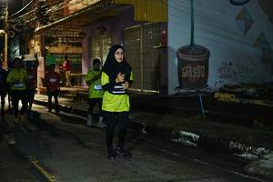 BIB: 925
                            <button type="button" onclick="openModal(26227980)" class="btn btn-primary btn-sm float-right btn-popup" data-toggle="modal" data-target=".modal-high-quality">
                        <i class="fas fa-shopping-cart"></i> Add to Cart
                    </button>
                                            <button type="button" onclick="isThisMe(26227980, true)" class="btn btn-success btn-sm float-right btn-popup btn-isme hidden" data-toggle="tooltip" data-placement="bottom" title="นี่คือรูปของคุณใช่ไหม คลิกที่นี่เพื่อเอาเข้าอัลบั้ม">
                        <i class="fas fa-plus"></i> Add to album
                    </button>
                    <button type="button" onclick="isThisMe(26227980, false)" class="btn btn-warning btn-sm float-right btn-popup btn-isnotme hidden">
                        <i class="fas fa-ban"></i> Remove from album
                    </button>