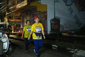 BIB: 4098, 3704
                            <button type="button" onclick="openModal(26229153)" class="btn btn-primary btn-sm float-right btn-popup" data-toggle="modal" data-target=".modal-high-quality">
                        <i class="fas fa-shopping-cart"></i> Add to Cart
                    </button>
                                            <button type="button" onclick="isThisMe(26229153, true)" class="btn btn-success btn-sm float-right btn-popup btn-isme hidden" data-toggle="tooltip" data-placement="bottom" title="นี่คือรูปของคุณใช่ไหม คลิกที่นี่เพื่อเอาเข้าอัลบั้ม">
                        <i class="fas fa-plus"></i> Add to album
                    </button>
                    <button type="button" onclick="isThisMe(26229153, false)" class="btn btn-warning btn-sm float-right btn-popup btn-isnotme hidden">
                        <i class="fas fa-ban"></i> Remove from album
                    </button>