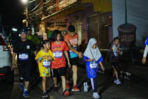 BIB: 4167, 3137, 3222, 4587
                            <button type="button" onclick="openModal(26227712)" class="btn btn-primary btn-sm float-right btn-popup" data-toggle="modal" data-target=".modal-high-quality">
                        <i class="fas fa-shopping-cart"></i> Add to Cart
                    </button>
                                            <button type="button" onclick="isThisMe(26227712, true)" class="btn btn-success btn-sm float-right btn-popup btn-isme hidden" data-toggle="tooltip" data-placement="bottom" title="นี่คือรูปของคุณใช่ไหม คลิกที่นี่เพื่อเอาเข้าอัลบั้ม">
                        <i class="fas fa-plus"></i> Add to album
                    </button>
                    <button type="button" onclick="isThisMe(26227712, false)" class="btn btn-warning btn-sm float-right btn-popup btn-isnotme hidden">
                        <i class="fas fa-ban"></i> Remove from album
                    </button>