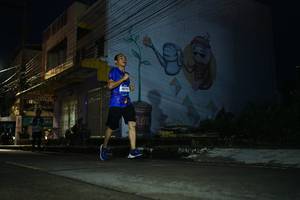 BIB: 4670
                            <button type="button" onclick="openModal(26226343)" class="btn btn-primary btn-sm float-right btn-popup" data-toggle="modal" data-target=".modal-high-quality">
                        <i class="fas fa-shopping-cart"></i> Add to Cart
                    </button>
                                            <button type="button" onclick="isThisMe(26226343, true)" class="btn btn-success btn-sm float-right btn-popup btn-isme hidden" data-toggle="tooltip" data-placement="bottom" title="นี่คือรูปของคุณใช่ไหม คลิกที่นี่เพื่อเอาเข้าอัลบั้ม">
                        <i class="fas fa-plus"></i> Add to album
                    </button>
                    <button type="button" onclick="isThisMe(26226343, false)" class="btn btn-warning btn-sm float-right btn-popup btn-isnotme hidden">
                        <i class="fas fa-ban"></i> Remove from album
                    </button>