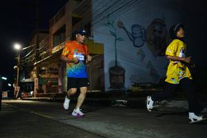 BIB: 4464
                            <button type="button" onclick="openModal(26226376)" class="btn btn-primary btn-sm float-right btn-popup" data-toggle="modal" data-target=".modal-high-quality">
                        <i class="fas fa-shopping-cart"></i> Add to Cart
                    </button>
                                            <button type="button" onclick="isThisMe(26226376, true)" class="btn btn-success btn-sm float-right btn-popup btn-isme hidden" data-toggle="tooltip" data-placement="bottom" title="นี่คือรูปของคุณใช่ไหม คลิกที่นี่เพื่อเอาเข้าอัลบั้ม">
                        <i class="fas fa-plus"></i> Add to album
                    </button>
                    <button type="button" onclick="isThisMe(26226376, false)" class="btn btn-warning btn-sm float-right btn-popup btn-isnotme hidden">
                        <i class="fas fa-ban"></i> Remove from album
                    </button>