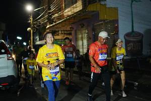 BIB: 3751, 3723, 455
                            <button type="button" onclick="openModal(26227696)" class="btn btn-primary btn-sm float-right btn-popup" data-toggle="modal" data-target=".modal-high-quality">
                        <i class="fas fa-shopping-cart"></i> Add to Cart
                    </button>
                                            <button type="button" onclick="isThisMe(26227696, true)" class="btn btn-success btn-sm float-right btn-popup btn-isme hidden" data-toggle="tooltip" data-placement="bottom" title="นี่คือรูปของคุณใช่ไหม คลิกที่นี่เพื่อเอาเข้าอัลบั้ม">
                        <i class="fas fa-plus"></i> Add to album
                    </button>
                    <button type="button" onclick="isThisMe(26227696, false)" class="btn btn-warning btn-sm float-right btn-popup btn-isnotme hidden">
                        <i class="fas fa-ban"></i> Remove from album
                    </button>