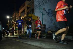 BIB: 433
                            <button type="button" onclick="openModal(26226555)" class="btn btn-primary btn-sm float-right btn-popup" data-toggle="modal" data-target=".modal-high-quality">
                        <i class="fas fa-shopping-cart"></i> Add to Cart
                    </button>
                                            <button type="button" onclick="isThisMe(26226555, true)" class="btn btn-success btn-sm float-right btn-popup btn-isme hidden" data-toggle="tooltip" data-placement="bottom" title="นี่คือรูปของคุณใช่ไหม คลิกที่นี่เพื่อเอาเข้าอัลบั้ม">
                        <i class="fas fa-plus"></i> Add to album
                    </button>
                    <button type="button" onclick="isThisMe(26226555, false)" class="btn btn-warning btn-sm float-right btn-popup btn-isnotme hidden">
                        <i class="fas fa-ban"></i> Remove from album
                    </button>