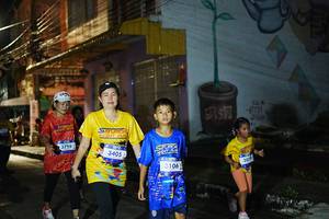 BIB: 3798, 3405, 3106, 301
                            <button type="button" onclick="openModal(26229104)" class="btn btn-primary btn-sm float-right btn-popup" data-toggle="modal" data-target=".modal-high-quality">
                        <i class="fas fa-shopping-cart"></i> Add to Cart
                    </button>
                                            <button type="button" onclick="isThisMe(26229104, true)" class="btn btn-success btn-sm float-right btn-popup btn-isme hidden" data-toggle="tooltip" data-placement="bottom" title="นี่คือรูปของคุณใช่ไหม คลิกที่นี่เพื่อเอาเข้าอัลบั้ม">
                        <i class="fas fa-plus"></i> Add to album
                    </button>
                    <button type="button" onclick="isThisMe(26229104, false)" class="btn btn-warning btn-sm float-right btn-popup btn-isnotme hidden">
                        <i class="fas fa-ban"></i> Remove from album
                    </button>