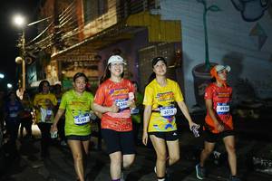 BIB: 3340, 3245, 3315, 4926
                            <button type="button" onclick="openModal(26228123)" class="btn btn-primary btn-sm float-right btn-popup" data-toggle="modal" data-target=".modal-high-quality">
                        <i class="fas fa-shopping-cart"></i> Add to Cart
                    </button>
                                            <button type="button" onclick="isThisMe(26228123, true)" class="btn btn-success btn-sm float-right btn-popup btn-isme hidden" data-toggle="tooltip" data-placement="bottom" title="นี่คือรูปของคุณใช่ไหม คลิกที่นี่เพื่อเอาเข้าอัลบั้ม">
                        <i class="fas fa-plus"></i> Add to album
                    </button>
                    <button type="button" onclick="isThisMe(26228123, false)" class="btn btn-warning btn-sm float-right btn-popup btn-isnotme hidden">
                        <i class="fas fa-ban"></i> Remove from album
                    </button>