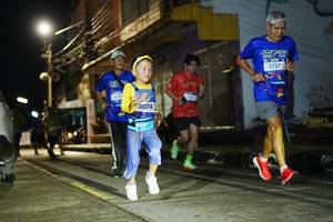 BIB: 3074, 3737
                            <button type="button" onclick="openModal(26227068)" class="btn btn-primary btn-sm float-right btn-popup" data-toggle="modal" data-target=".modal-high-quality">
                        <i class="fas fa-shopping-cart"></i> Add to Cart
                    </button>
                                            <button type="button" onclick="isThisMe(26227068, true)" class="btn btn-success btn-sm float-right btn-popup btn-isme hidden" data-toggle="tooltip" data-placement="bottom" title="นี่คือรูปของคุณใช่ไหม คลิกที่นี่เพื่อเอาเข้าอัลบั้ม">
                        <i class="fas fa-plus"></i> Add to album
                    </button>
                    <button type="button" onclick="isThisMe(26227068, false)" class="btn btn-warning btn-sm float-right btn-popup btn-isnotme hidden">
                        <i class="fas fa-ban"></i> Remove from album
                    </button>