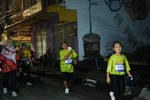 BIB: 3886, 4437
                            <button type="button" onclick="openModal(26230466)" class="btn btn-primary btn-sm float-right btn-popup" data-toggle="modal" data-target=".modal-high-quality">
                        <i class="fas fa-shopping-cart"></i> Add to Cart
                    </button>
                                            <button type="button" onclick="isThisMe(26230466, true)" class="btn btn-success btn-sm float-right btn-popup btn-isme hidden" data-toggle="tooltip" data-placement="bottom" title="นี่คือรูปของคุณใช่ไหม คลิกที่นี่เพื่อเอาเข้าอัลบั้ม">
                        <i class="fas fa-plus"></i> Add to album
                    </button>
                    <button type="button" onclick="isThisMe(26230466, false)" class="btn btn-warning btn-sm float-right btn-popup btn-isnotme hidden">
                        <i class="fas fa-ban"></i> Remove from album
                    </button>